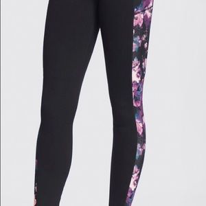 Sketchers workout leggings